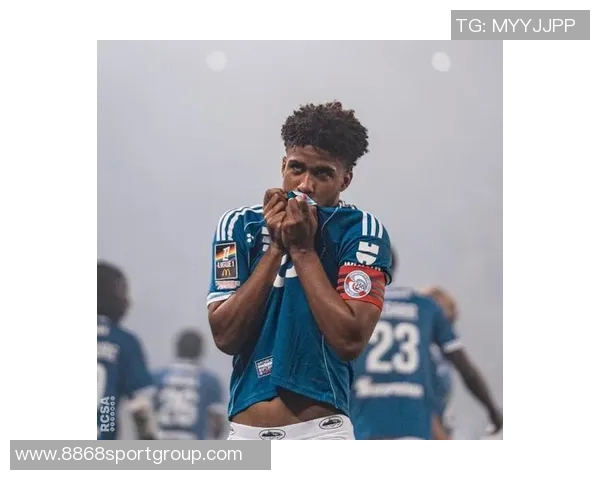 桑托斯期待欧冠激战盼战胜巴萨力争晋级荣耀之路