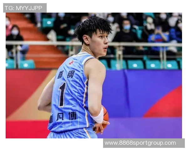 曾凡博NBA中国赛表现平平首战无出手次战坐冷板凳引关注