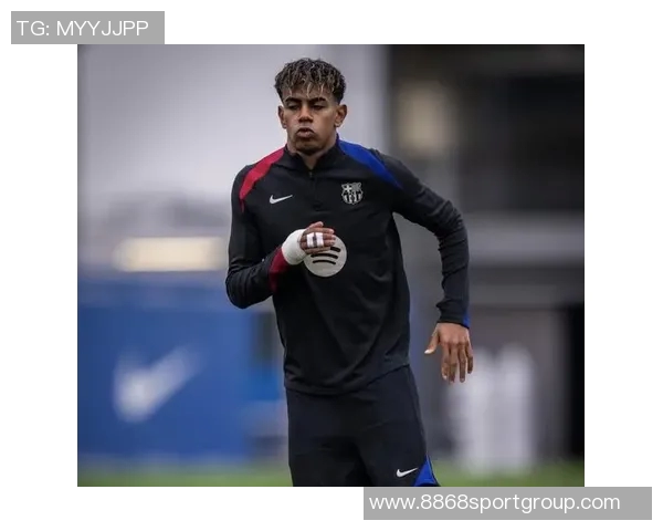 亚马尔重返巴塞罗那积极进行康复治疗全力恢复状态 亚马尔重返巴塞罗那积极进行康复治疗全力恢复状态