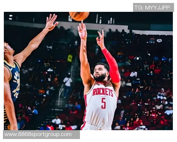 范弗里特称赞阿门打控卫表现逐渐提升适应能力显著增强 范弗里特称赞阿门打控卫表现逐渐提升适应能力显著增强