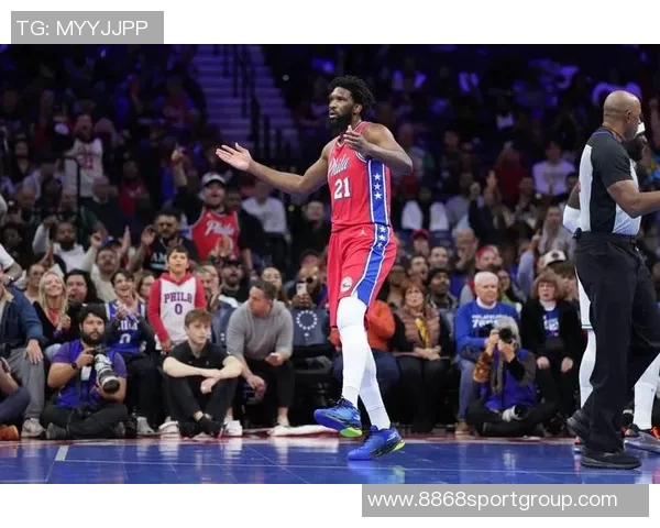 阿德巴约状态低迷脚伤离场半场仅得2分1篮板表现令人担忧